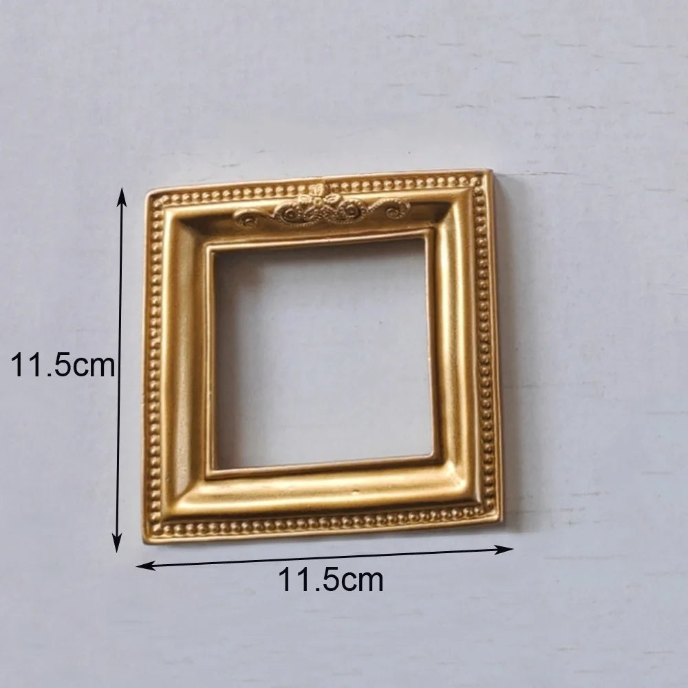Mini gold small photo frame shooting props retro European style photo frame embossed nail art earrings pose props