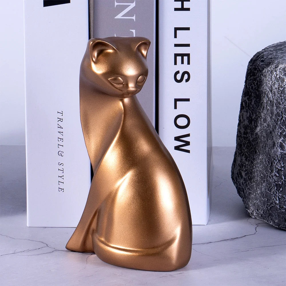 Golden Couples Cat Figurine Table Décor Animal Statues European Creative Resin Art Sculpture Wedding Gift Decoratvie Home Décor