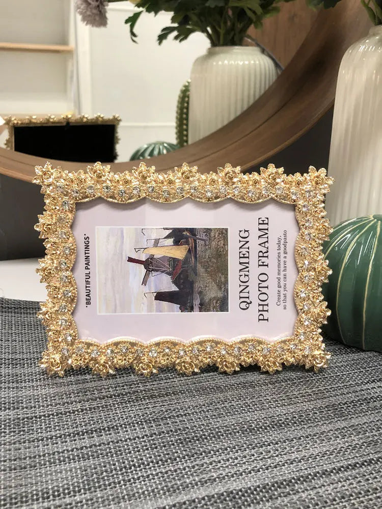 Nordic Style 4/6/7inch Golden Metal Picture Frames Photo Albums kpop stuff photocard holders For Room Decoration XC044