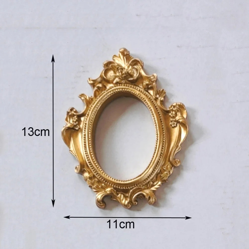 Mini gold small photo frame shooting props retro European style photo frame embossed nail art earrings pose props