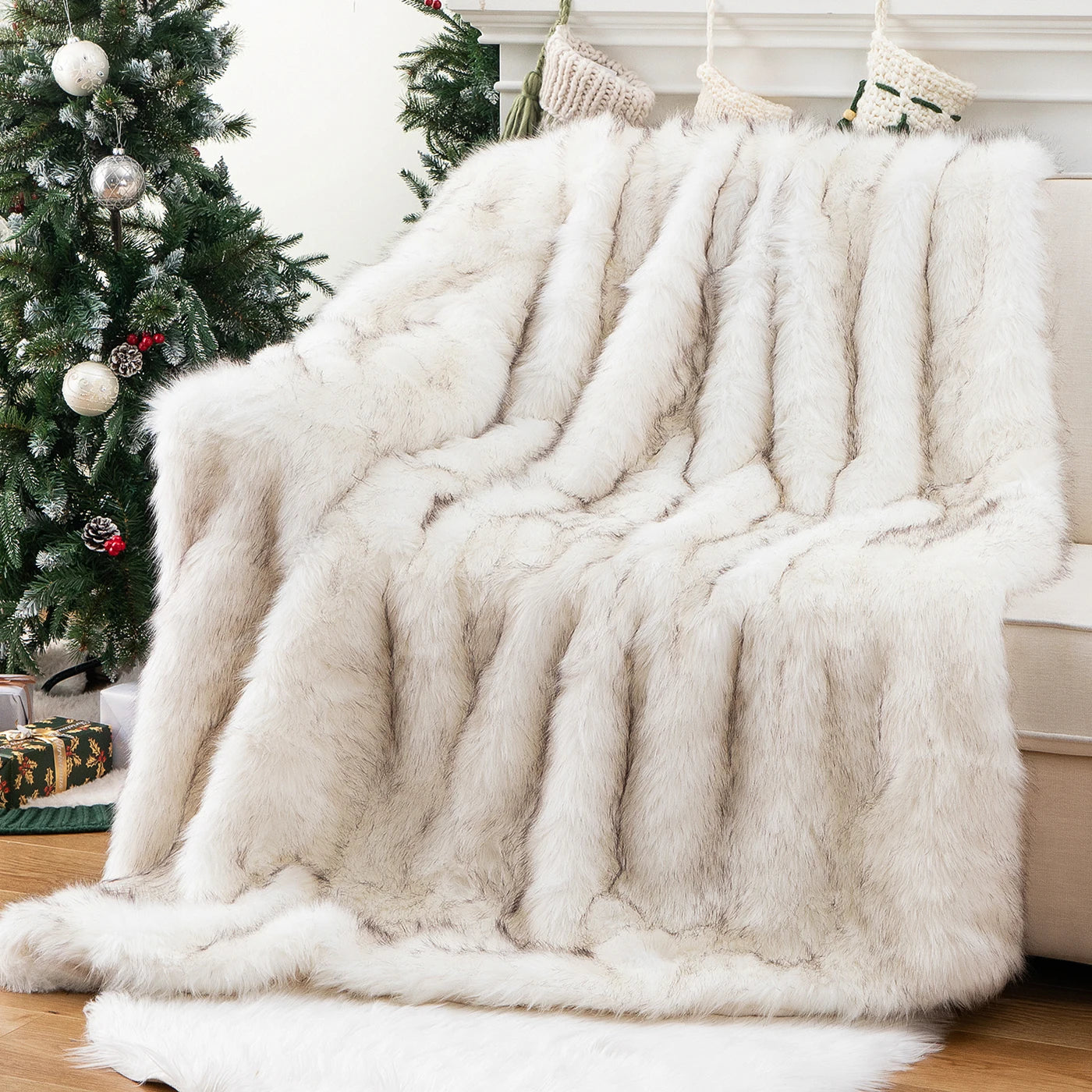 Battilo Faux Fur Blanket Plaid Throw for Sofa Luxury Fox Fur Throw Blanket Winter Warm Fluffy Soft Blankets Bedspread on the Bed