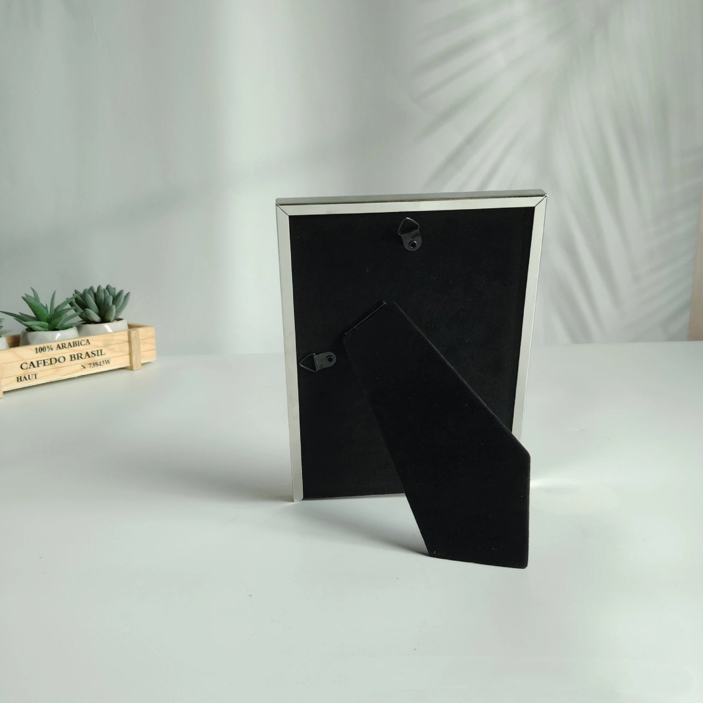 Modern Luxury Fashion Natural Shell Metal Picture Frame Home Decoration Pieces