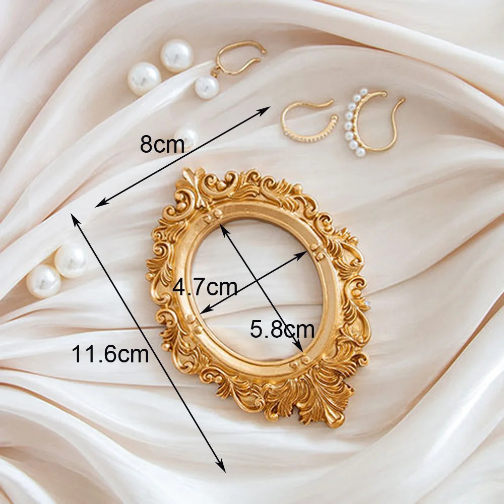 Mini gold small photo frame shooting props retro European style photo frame embossed nail art earrings pose props