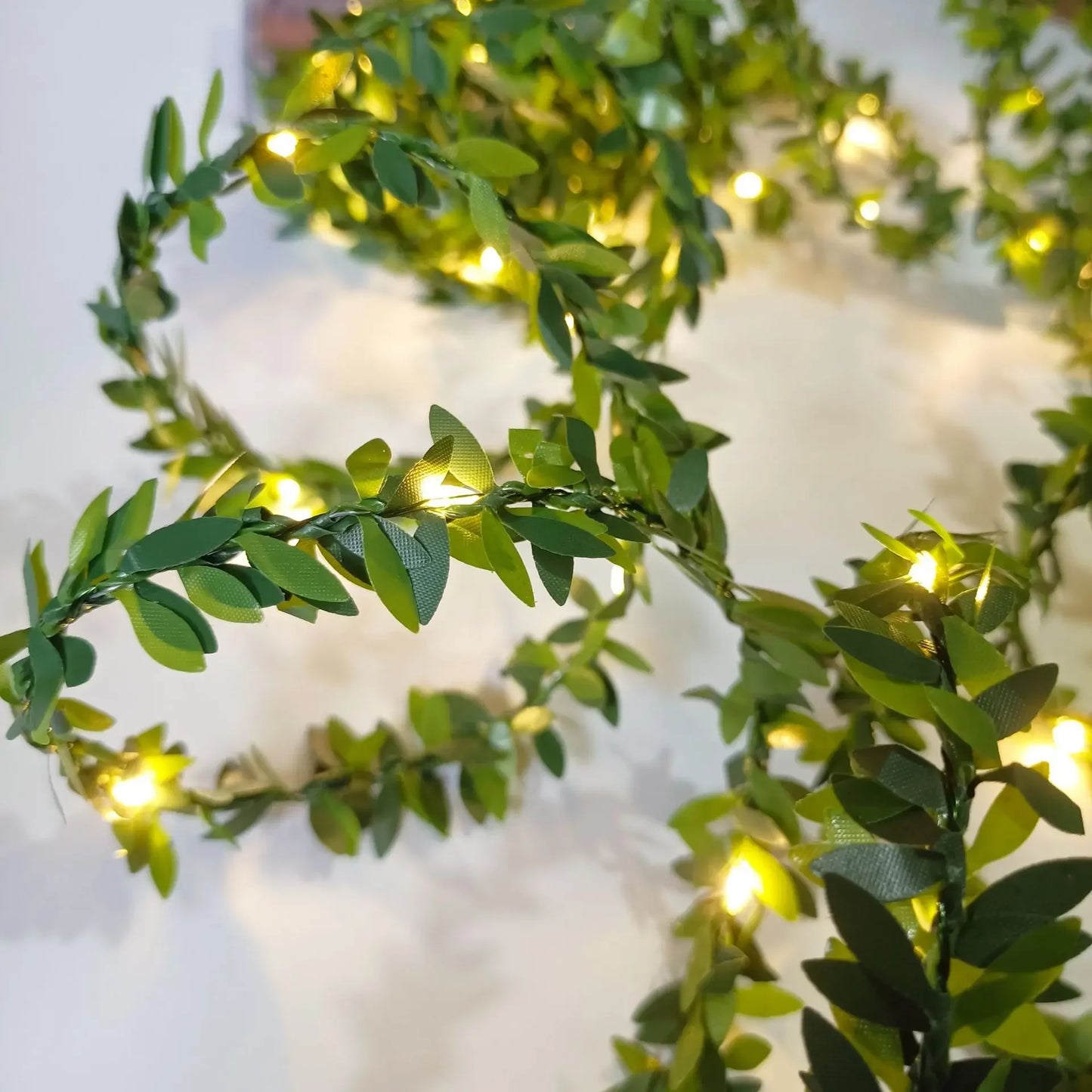 2M-10M Flower Green Leaf String Lights Artificial Ivy Vine Fairy Light Wedding Party Decoration Christmas Home Room Wall Plant
