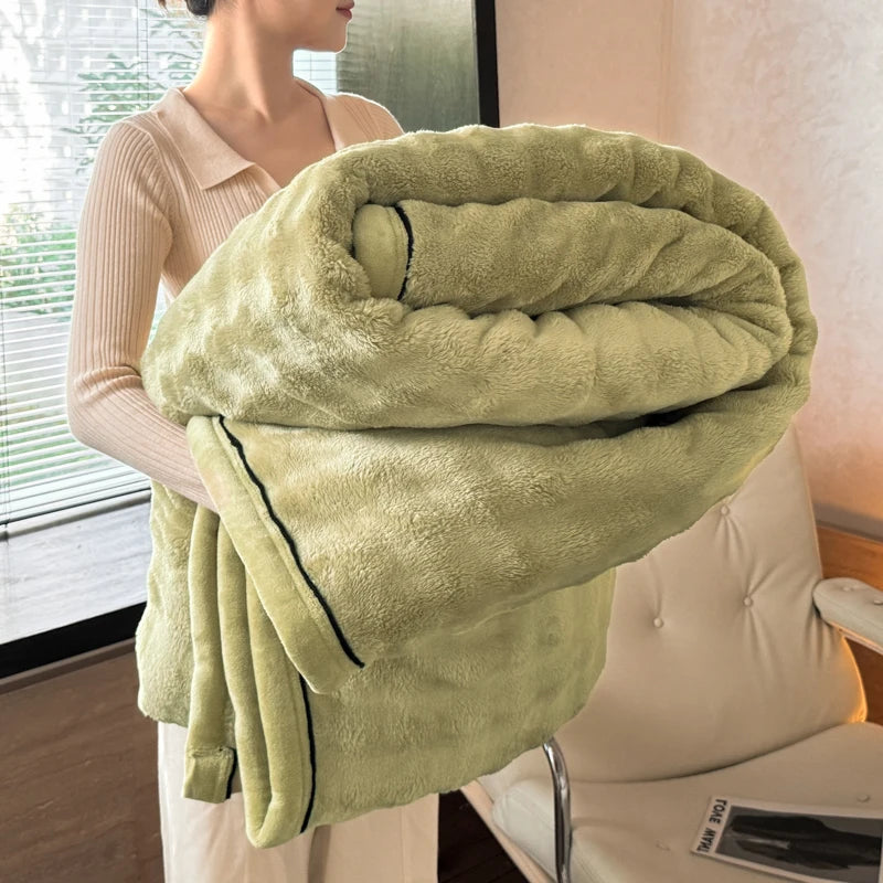 Warm Winter Blanket Milk Velvet Fleece Flannel Soft Thick Plush Blankets for Bed Sofa Single Double Couple Size Fluffy Bedspread