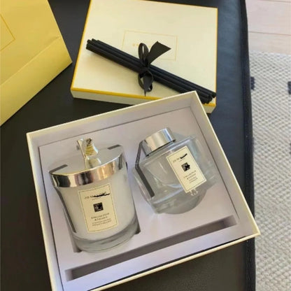 Aromatherapy Candles, Velvet Roses, and Ebony 2025 Gift Box, a Rare Room Companion Gift