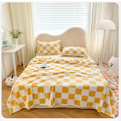 Super Soft Throw Blanket Premium Silky Flannel Fleece 3D Checkered Lightweight Bed Blanket All Season Use
