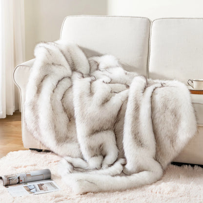 Battilo Faux Fur Blanket Plaid Throw for Sofa Luxury Fox Fur Throw Blanket Winter Warm Fluffy Soft Blankets Bedspread on the Bed