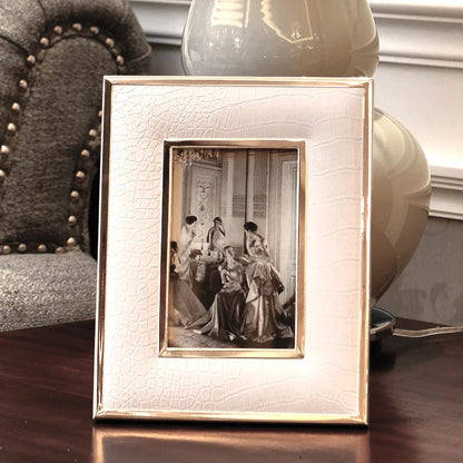 Black and White Leather Photo Frame Modern Living Room Home Decoration Imitation Crocodile  Alloy   Lovers Gift